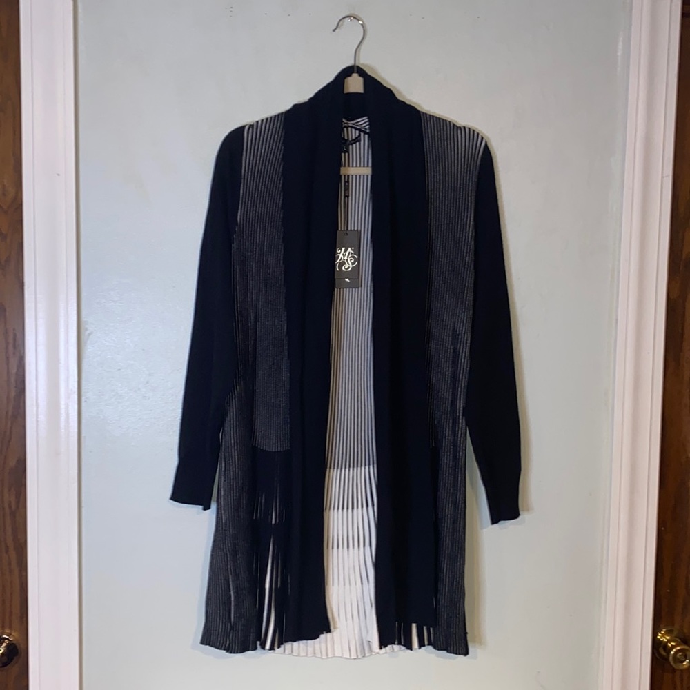High Secret Black/White Accordion Pleated Women’s Cardigan Sweater Size L-NWT!